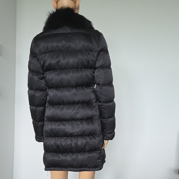 PRADA Women's Black Puffer Coat with Faux Fur Collar - Picture 2 of 9
